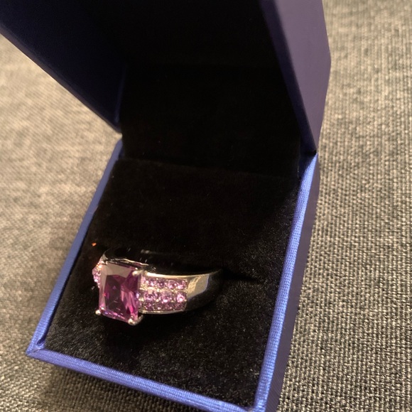 Sterling silver purple cubic zirconia - Picture 3 of 3